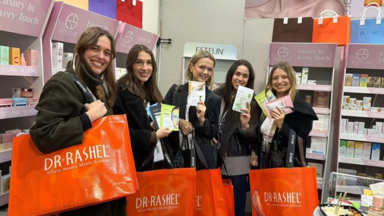 DR.RASHEL team welcoming visitors and partners at Booth 22T C1 during the Bologna beauty exhibition 2026